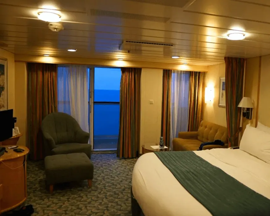 Junior Suite on Mariner of the Seas
